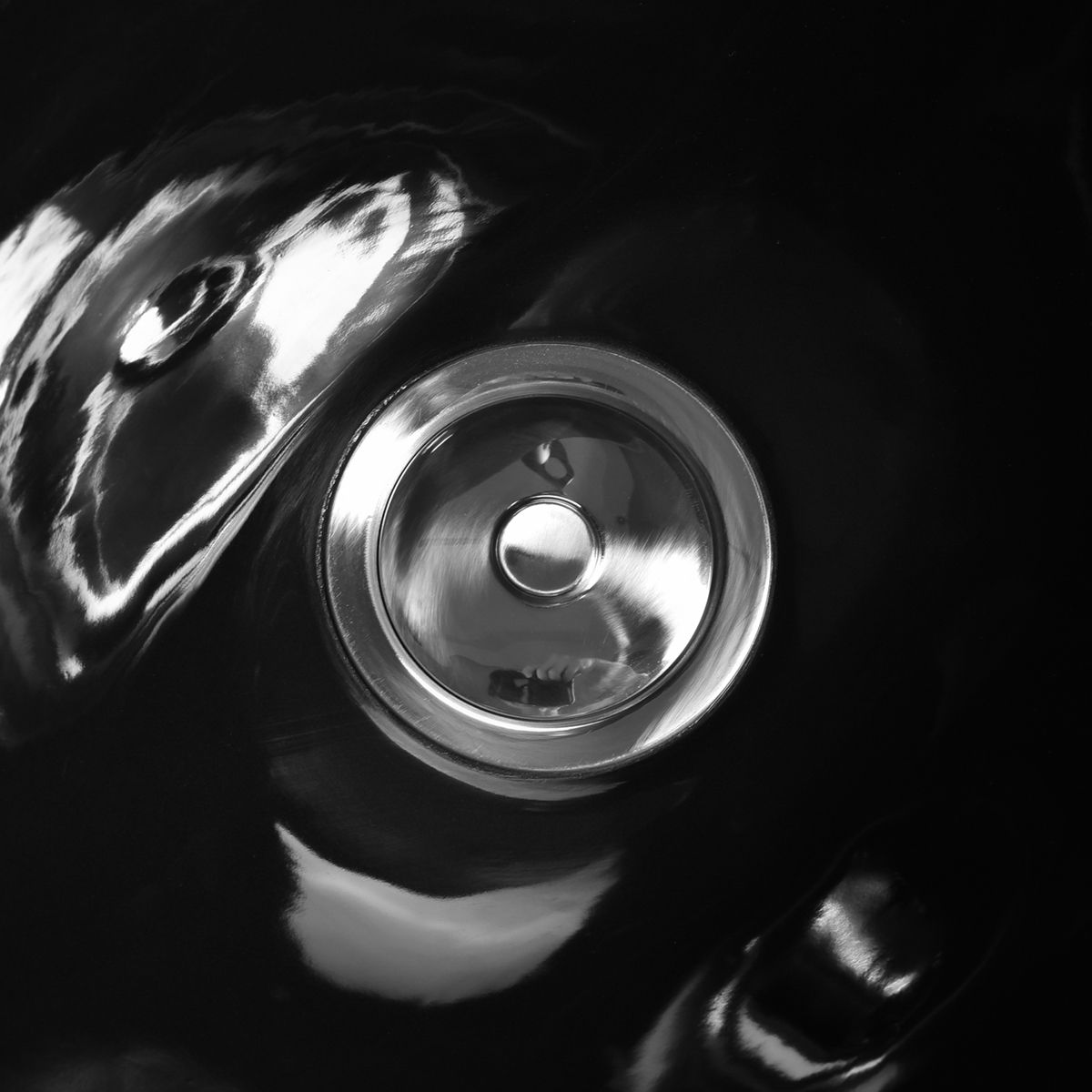 PORTO barna fejmosó , fekete karfával fekete kerámia tállal , fekete csappal